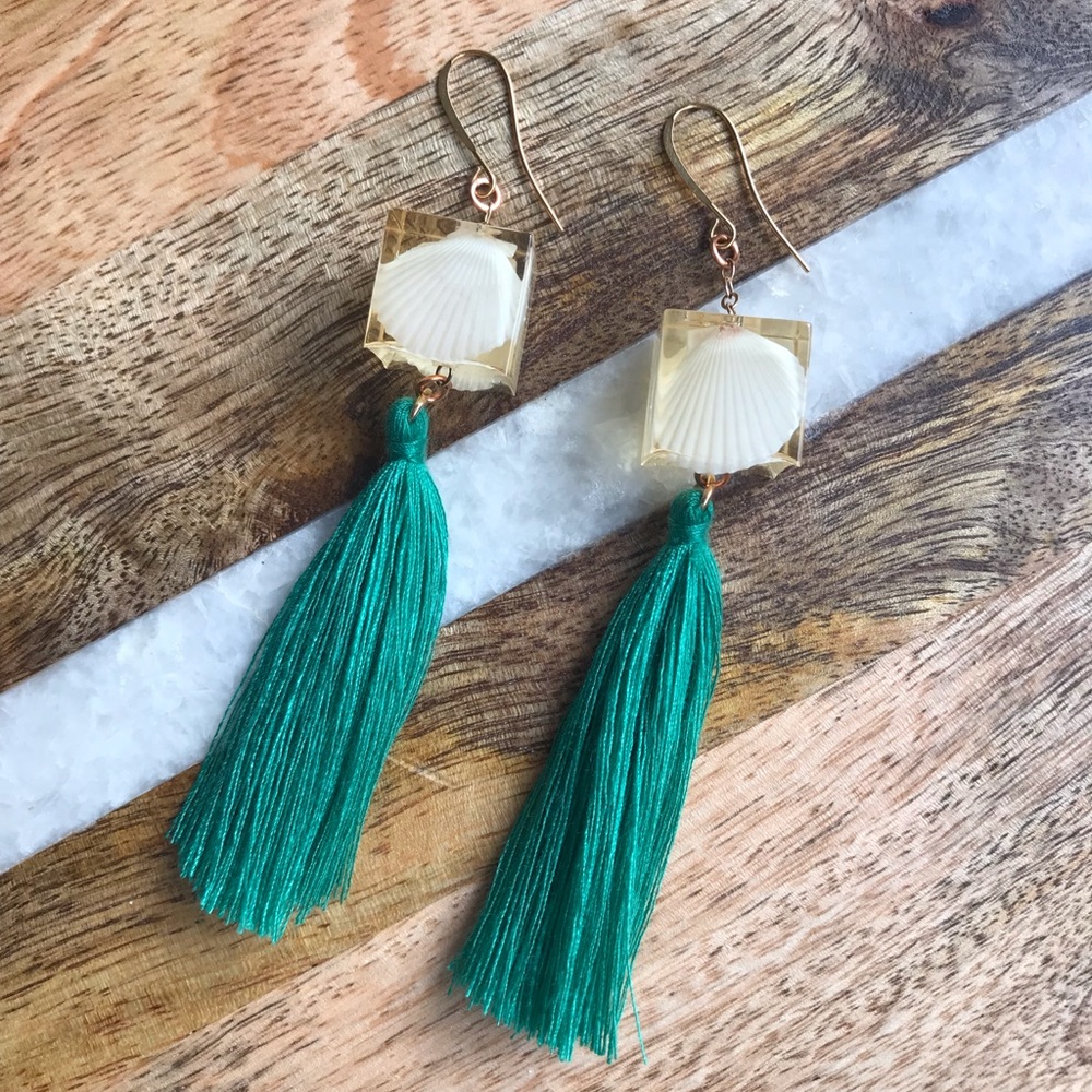 Hawaiian Shell Teal Tassel Earrings 🌿